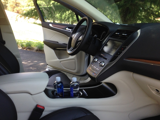 2015 Lincoln MKC Cockpit